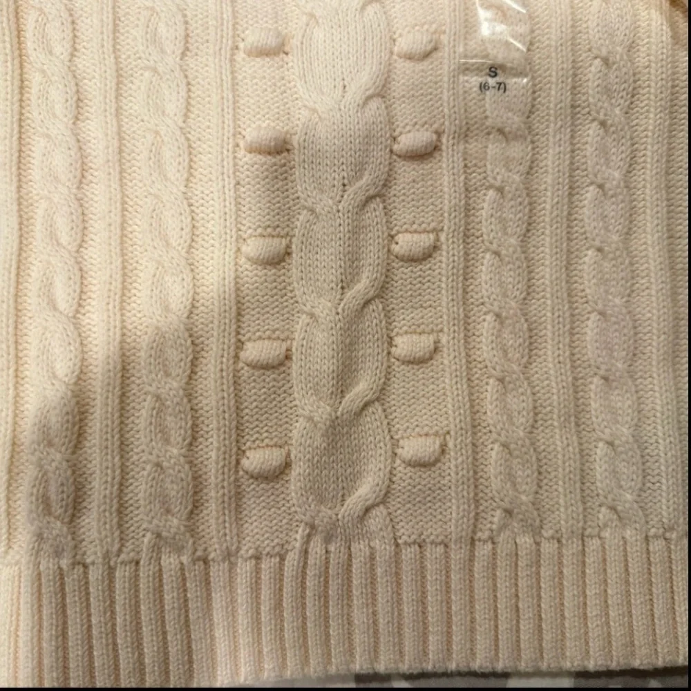 Gap Kids Girls 100% Cotton Cable Sweater in Ivory Frost size S (6-7)